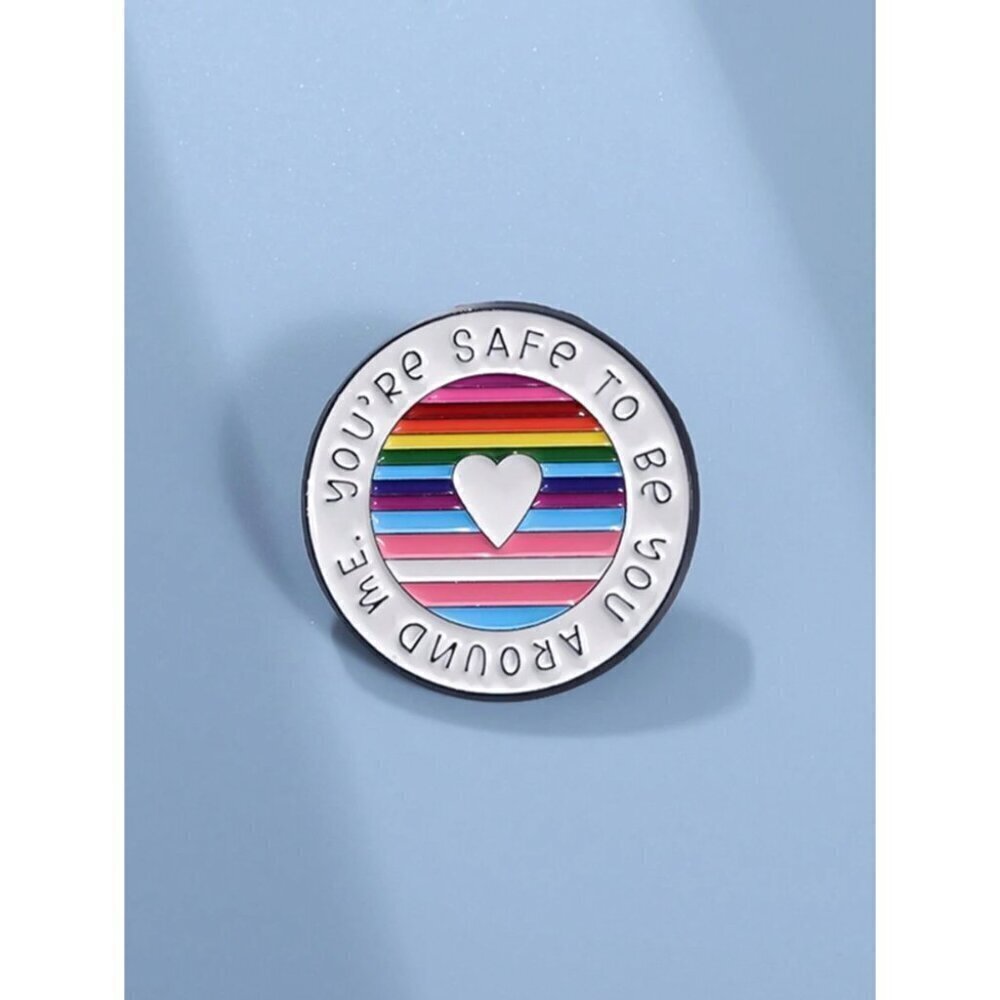 1pc Rainbow Creative And Personalized English Circular Brooch For Women Clothing